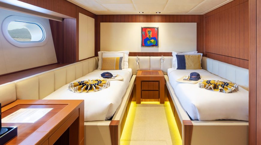 TSUMAT | 2012 164′ /(49.99m) Luxury Motor Yacht from American shipyard TRINITY YACHTS