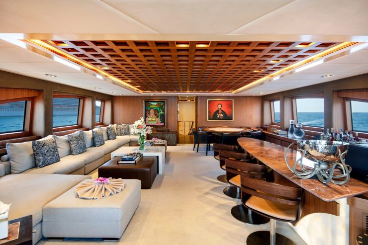 TSUMAT | 2012 164′ /(49.99m) Luxury Motor Yacht from American shipyard TRINITY YACHTS