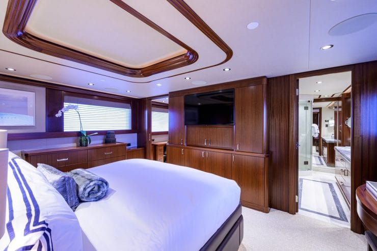 PIPE DREAM | 2013 39.6m (130′) Luxury Motor Yacht built by American shipyard WESTPORT YACHTS