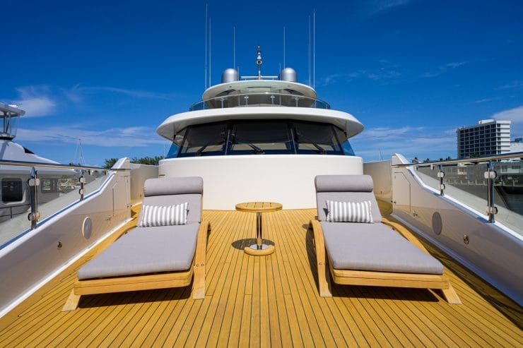 PIPE DREAM | 2013 39.6m (130′) Luxury Motor Yacht built by American shipyard WESTPORT YACHTS