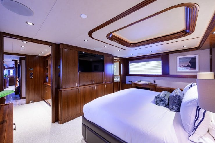 PIPE DREAM | 2013 39.6m (130′) Luxury Motor Yacht built by American shipyard WESTPORT YACHTS