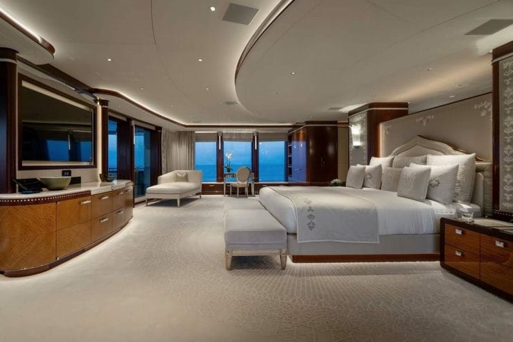 ALBATROSS | 2016 72.2m (236′11″) Luxury Quad-Deck Steel Motor Yacht from American shipyard DELTA MARINE