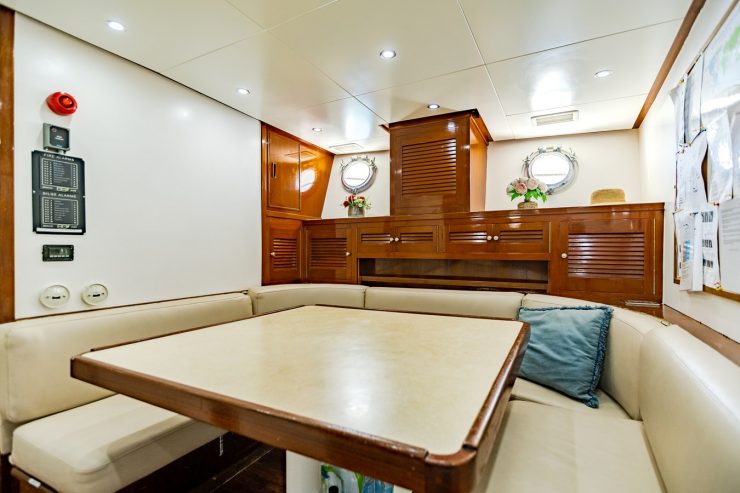 Alhambra | 1970 35.4m (116′2″) Steel Classic Motor Yacht from Dutch shipyard FEADSHIP