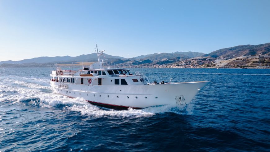 Alhambra | 1970 35.4m (116′2″) Steel Classic Motor Yacht from Dutch shipyard FEADSHIP