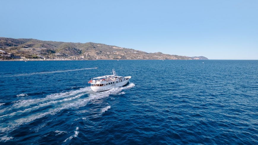 Alhambra | 1970 35.4m (116′2″) Steel Classic Motor Yacht from Dutch shipyard FEADSHIP