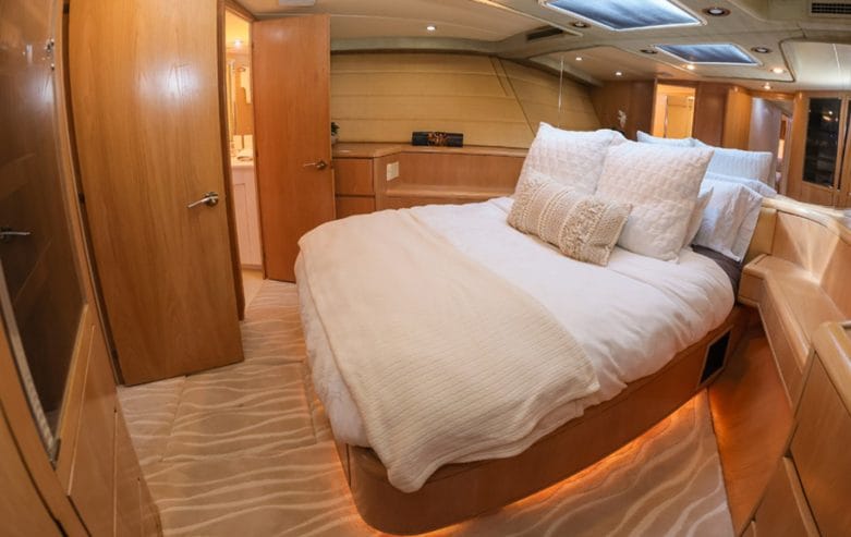 FELINA | 82′ / 25m 1995 HATTERAS Sport Fisherman