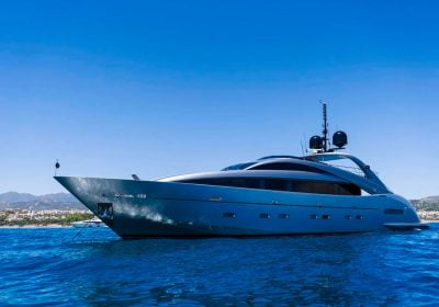 MATSU-2007-119-822-37m-Performance-Sport-Flybridge-Motor-Yacht-from-Italian-shipyard-ISA-YACHTS-for-sale-YachtDealz18