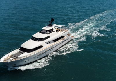 PASSEPARTOUT-2005-101′-1″-30.8m-Steel-Luxury-Motor-Yacht-from-renowned-Dutch-shipyard-MOONEN-for-sale-YachtDealz16