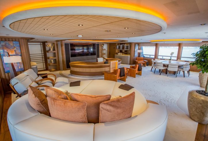 PELORUS | 2003 115m (377′4″) Luxury Quad-Deck Motor Yacht built by German shipyard Lürssen