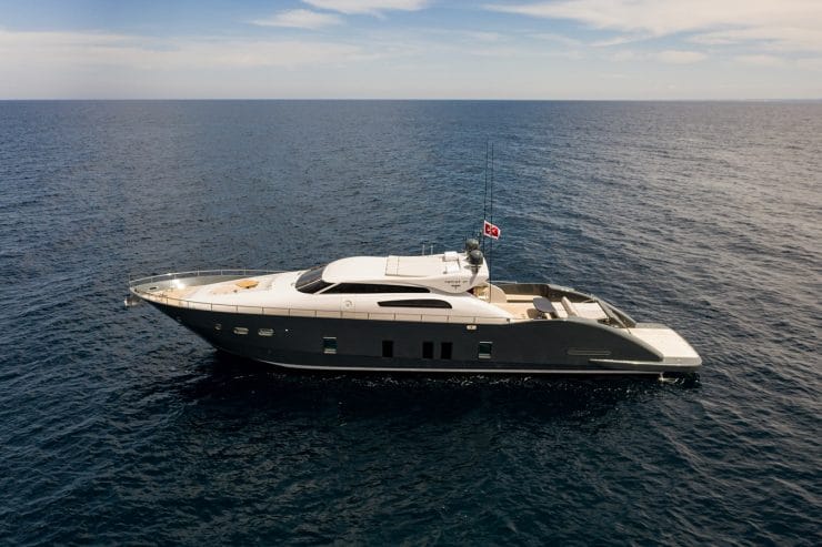 VEVEKOS | 2007 27m (89ft) High Performance Luxury Motor Yacht from Italian shipyard TECNOMAR