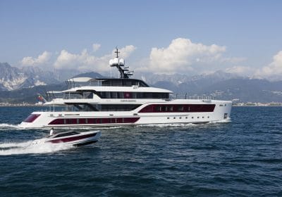 dmiral-Emotion-QUINTA-ESSENTIA-is-a-55m-hybrid-yacht16