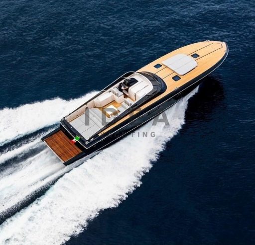 I62 | 2015 57ft (17m) Itama 62 Luxury Italian Sport Cruiser Motor Yacht