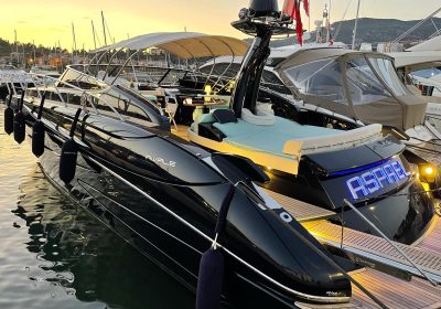 2016-Riva-Rivale-52-53ft-For-Sale-YachtDealz15