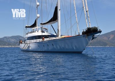 35-m-Motorsailer-GLORIOUS-For-Sale-YachtDealz2