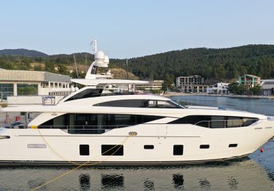 AFON-2019-99-1122-32m-Luxury-Motor-Yacht-Built-by-Princess-Yachts-For-Sale-YachtDealz33