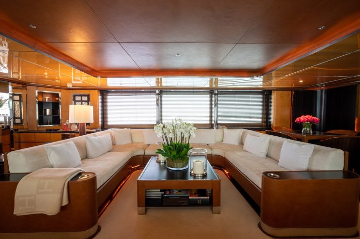 AMOHA | 1991 132′3″ (40.29m) Luxury Classic Steel Motor Yacht from Italian shipyard BENETTI