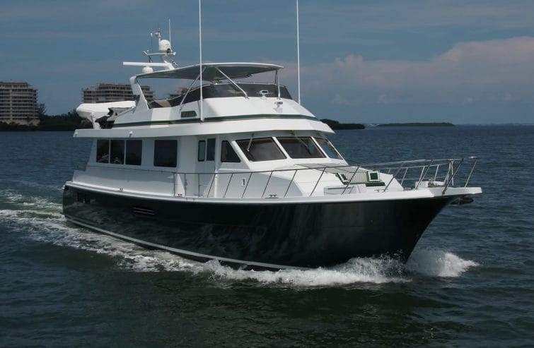 Boogie Babe III | 1999 74′ 4″ (22.66m) Classic Flybridge Sport Motor Yacht from American shipyard HATTERAS