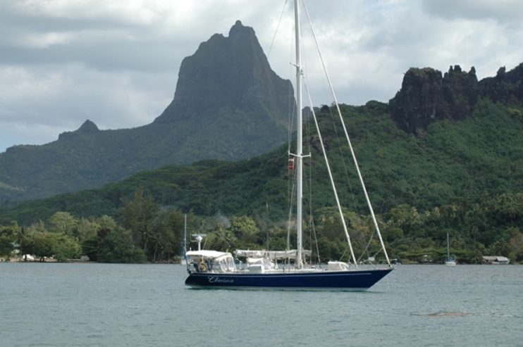 CHARISMA II | 1975 54′ 2″ (16.5m) Racer Cruising Sail Yacht built by shipyard Minneford Yacht Yard