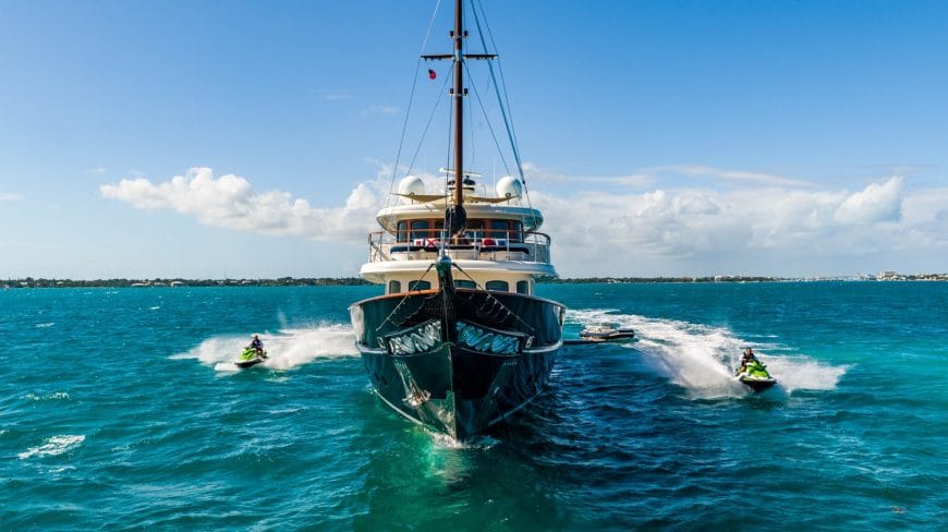 CLARITY | 2015 160′ (48.77m) Steel Motor Yacht from Turkish shipyard BILGIN YACHTS