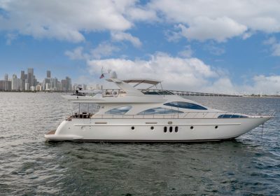 DEL-MAR-2003-80-24.38m-Motor-Yacht-from-renowned-Italian-shipyard-AZIMUT-for-sale-YachtDealz3