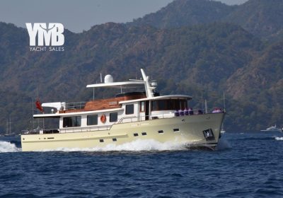 DILNISIN-Classic-Trawler-Yacht-for-sale1