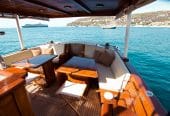 DOLCE VITA | 2004 20m (66ft) Custom Oliver Classic 20 Motor Yacht Built bt Astilleroz Ruiz