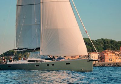 ICHTUS-2010-71-522-21.75m-Sloop-from-french-shipyard-FUTUNA-YACHTS-for-sale-YachtDealz10