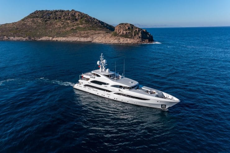 ILERIA | 2013 165′ 6″ / 50.42m Luxury Steel Motor Yacht from Turkish shipyard TURQUOISE YACHTS