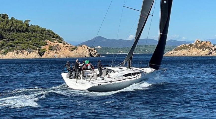 IMAGINE | 2014 42′10″ (13.05m) Racing Sail Yacht from SYDNEY YACHTS