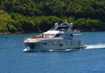 Julia-S-2008-100-1122-AZIMUT-YACHTS-Motor-Yacht-For-Sale-YachtDealz1