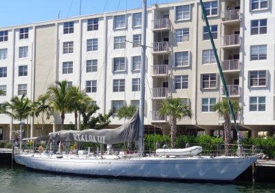 Kialoa-III-Yacht-For-Sale-YachtDealz4