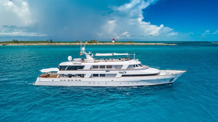 LADY S | 1989 46m (151ft) Classic Motor Yacht built by Benetti