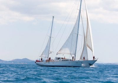 LAMADINE-1967-97-222-29.6m-Classic-Cruising-Ketch-from-renowned-British-shipyard-CAMPER-NICHOLSONS-for-sale-YachtDealz15