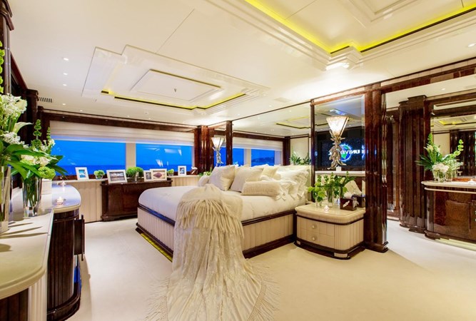 LIONESS V | 2006 63.5m (208′4″) Luxury Steel Motor Yacht from Italian shipyard BENETTI