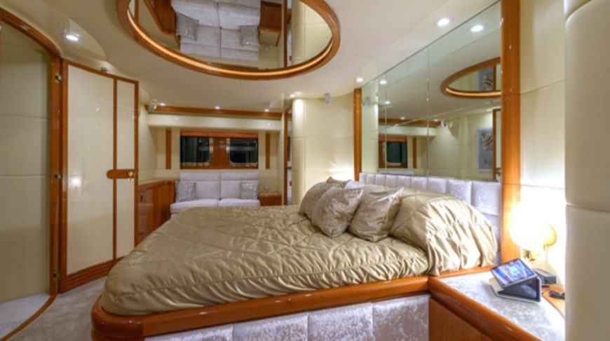 Novela | 2000 100′ 5″ (30.6m) Steel Luxury Motor Yacht from Italian shipyard CBI NAVI