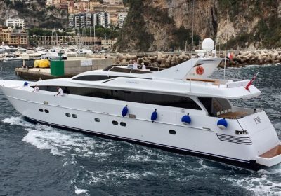 PAB-2004-104-822-31.9m-Luxury-Aluminium-Motor-Yacht-from-Italian-shipyard-CNL-ADMIRAL-for-sale-YachtDealz1