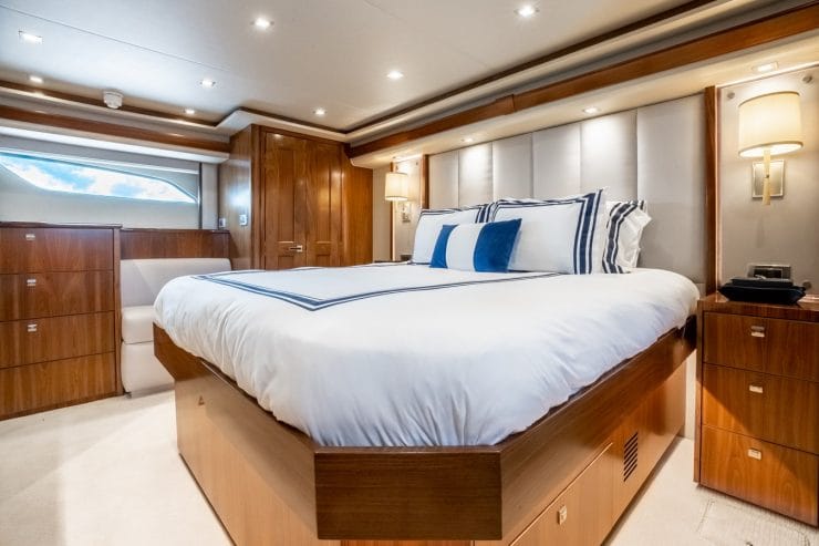 POMPINA | 2019 80′ 6″ (24.54m) Flybridge Sportfisher Fast Motor Yacht from American shipyard VIKING