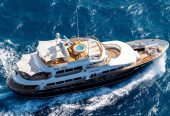 ROBBIE BOBBY | 2013 33.5m (109′11″) Luxury Tri-Deck Steel Motor Yacht from Dutch shipyard LYNX YACHTS