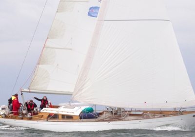 ROCQUETTE-1964-42-422-12.88m-Classic-Mahogany-Racing-Sloop-Sail-Yacht-from-American-shipyard-CAMPER-NICHOLSONS-for-sale-YachtDealz3