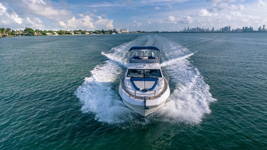 SEA SENOR | 2011 48′ / 14.63m LUXURY FLYBRIDGE Motor Yacht from renowned Italian shipyard AZIMUT