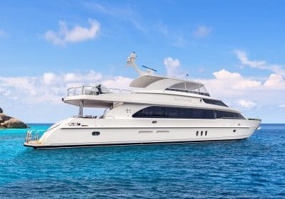 SEAS-THE-DAY-2016-101-30.78m-Luxury-Pilothouse-Motor-Yacht-from-American-shipyard-HARGRAVE-for-sale-YachtDealz22