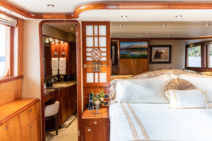 SERENGETI | 2002 / 2014 130′ (40m) Luxury Superyacht built by American shipyard Westport