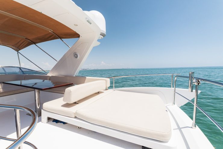 Serenity Now | 2012 53′ (16.15m) Luxury Flybridge Motor Yacht from Italian shipyard AZIMUT