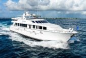 TIE BREAKER | 2001 100′ (30.48m) Motor Yacht from American shipyard HATTERAS