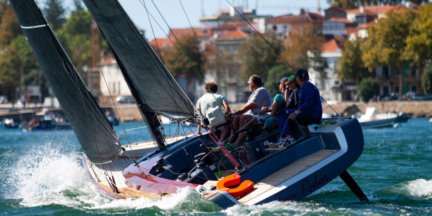 TOM RIDER | 2021 31′10″ (9.7m) LATITUDE 46 Racing Sail Yacht