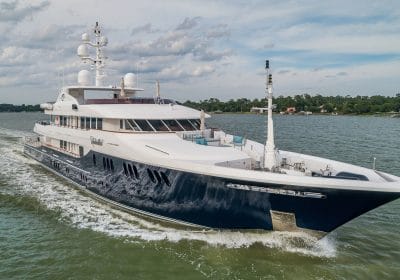 UNBRIDLED-2009-191-58.22m-Luxury-Aluminium-Motor-Yacht-from-American-shipyard-TRINITY-for-sale-YachtDealz17