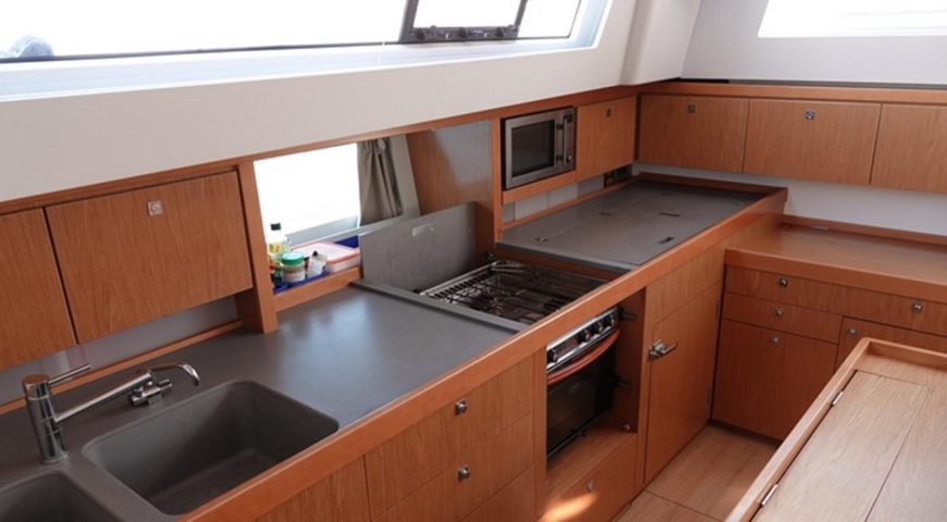 WIND OF CHANGES | 2012 50′2″ (15.27m) Sense 50 Cruising Sail Yacht from French shipyard BENETEAU