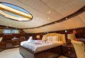 XANADU | 1997 34m (111′7″) Luxury Flybridge Steel Motor Yacht from Dutch shipyard MOONEN