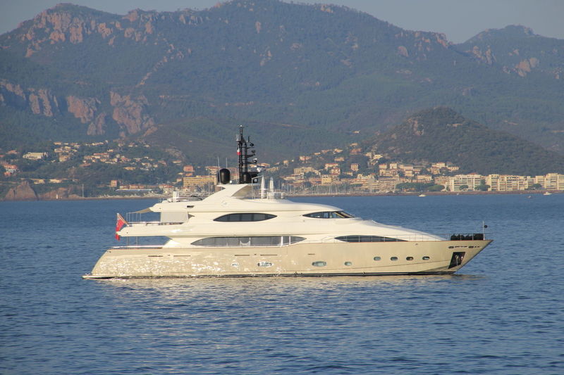 5G | 2011 129ft (40m) Luxury Superyacht built by Italian shipyard CRN