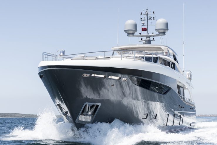 ANTHEYA III | 2015 35m Luxury Motor Yacht from British shipyard Princess